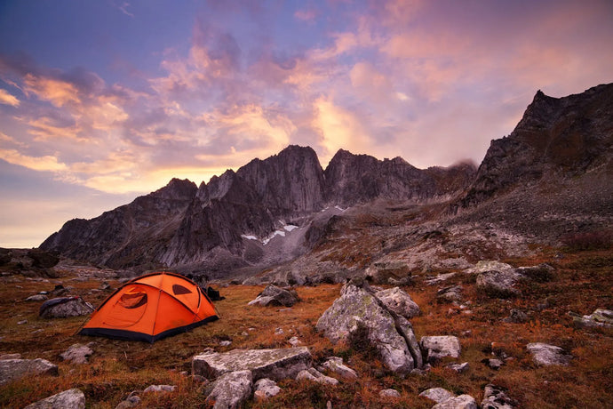 Camping in High Winds: Expert Tips